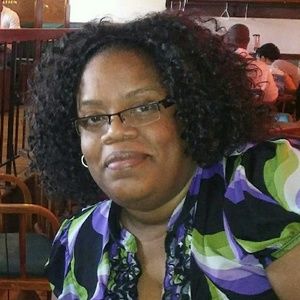 Meet your Posher, Saadia